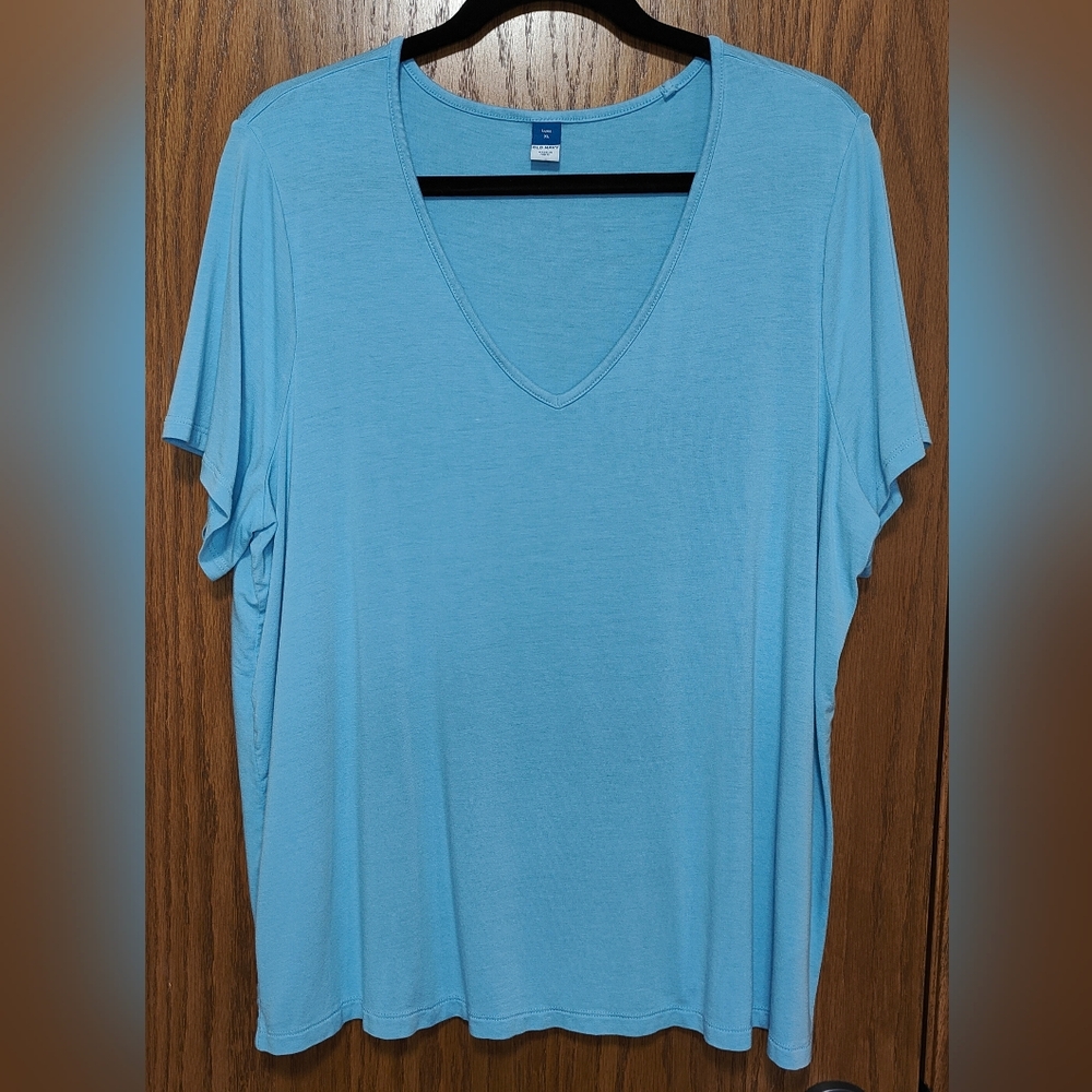 Women's NEW Old Navy Blue Luxe V-Neck Tee Shirt Top, Size XL